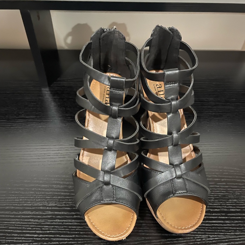 Black Strappy Women's Sandals